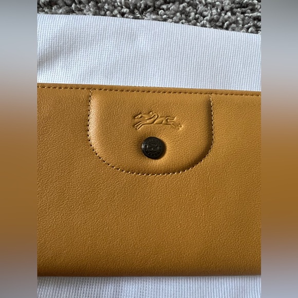 Longchamp Le Pliage Cuir Wallet - Picture 6 of 7